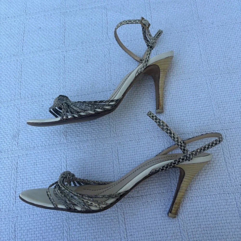Women's 6.5 KATE SPADE Vintage Y2K White Leather Snake Strappy Heeled Sandals
